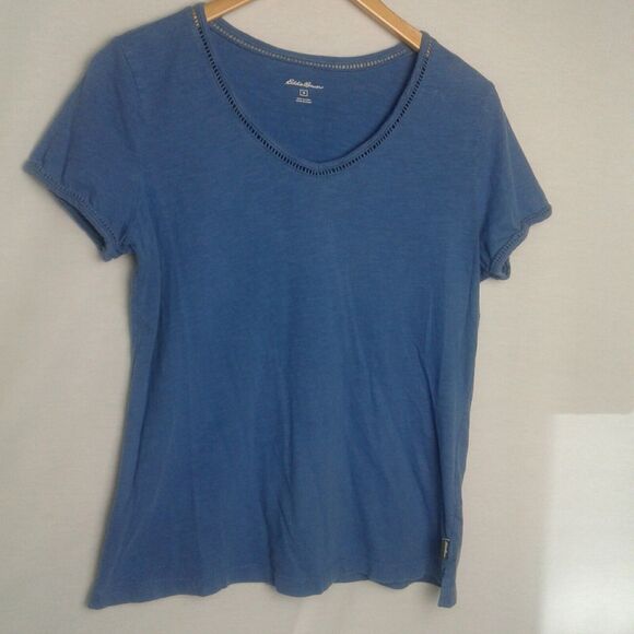 Eddie Bauer Womans Medium Short Sleeve Blue Top V-neck cutout neck and sleeve - Picture 1 of 4